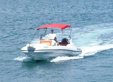 Brod za najam Marlin 23 Murter_12