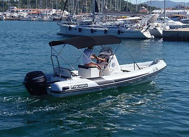 Falcor 22 Rent a Boat Murter 16