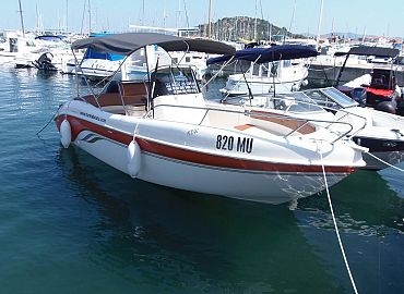 Speedy Extasy 610  Rent a Boat Murter 18